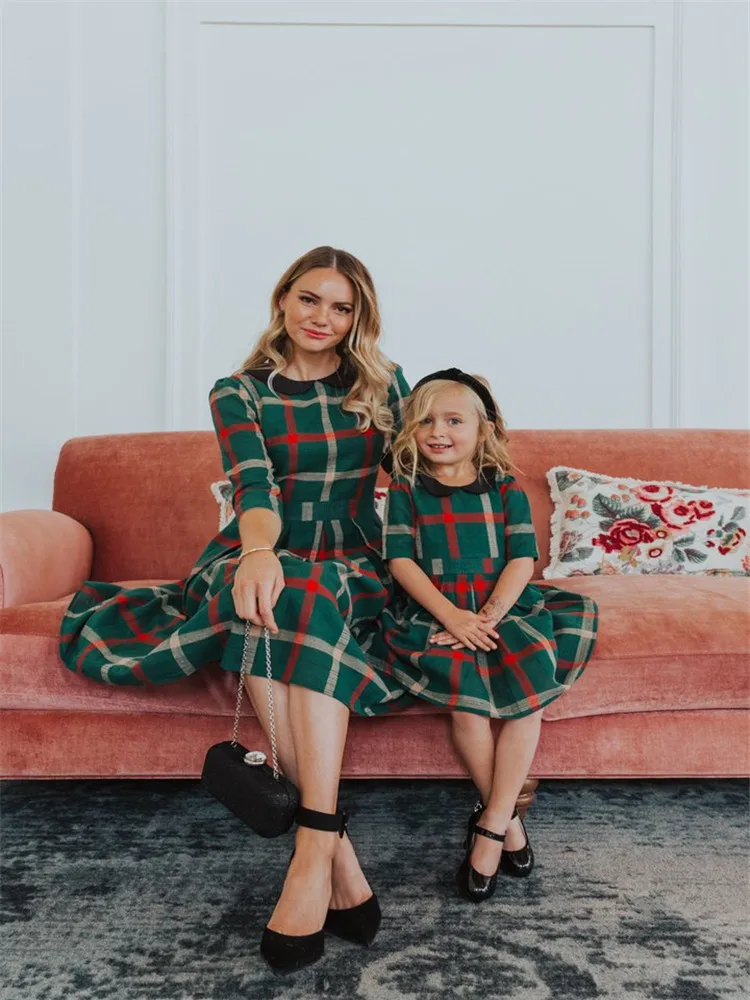 Family Christmas Matching Dress High Waisted Green Plaid O-Neck Three Quarter Elbow Sleeve Women Parent-Child Outfit Gown |