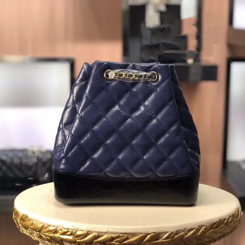 

Genuine Leather Backpack Bags For Women Fashion Design Luxury Shoulder Bags Purse Lady's Classic Knapsack/Rucksack