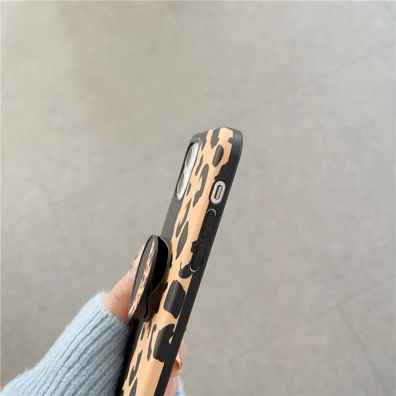 

Fashion Leopard Print Holder Stand Phone Case for iPhone 12 Mini 11 Pro XS Max X XR 7 8 Plus SE 2020 Case Back Cover Capa
