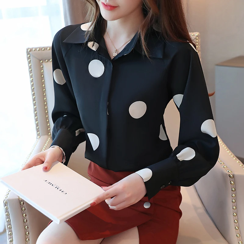 Блузка женская с длинным рукавом топ свободного покроя в горошек на осень |