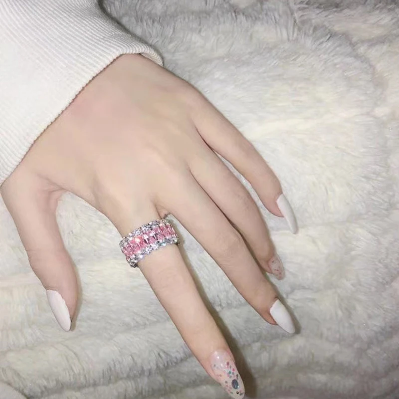 

Knobspin Romantic 100% 925 Sterling Silver Wedding Created Moissanite Rings For Women Blue Pink White Party Fine Jewelry Gift