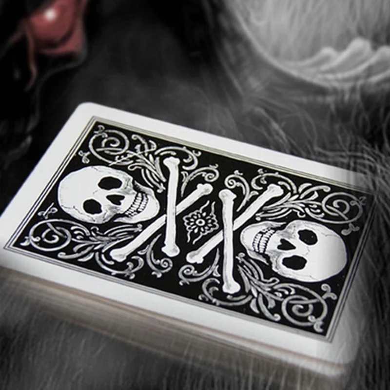 

1 Deck Bicycle Black Skull Playing Cards Magic Cards Limited Edition Collectible Poker Magic Tricks Props Magician Collection
