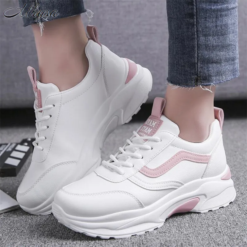 Кроссовки LZJ женские весенне осенние повседневные модные дикие белые туфли в