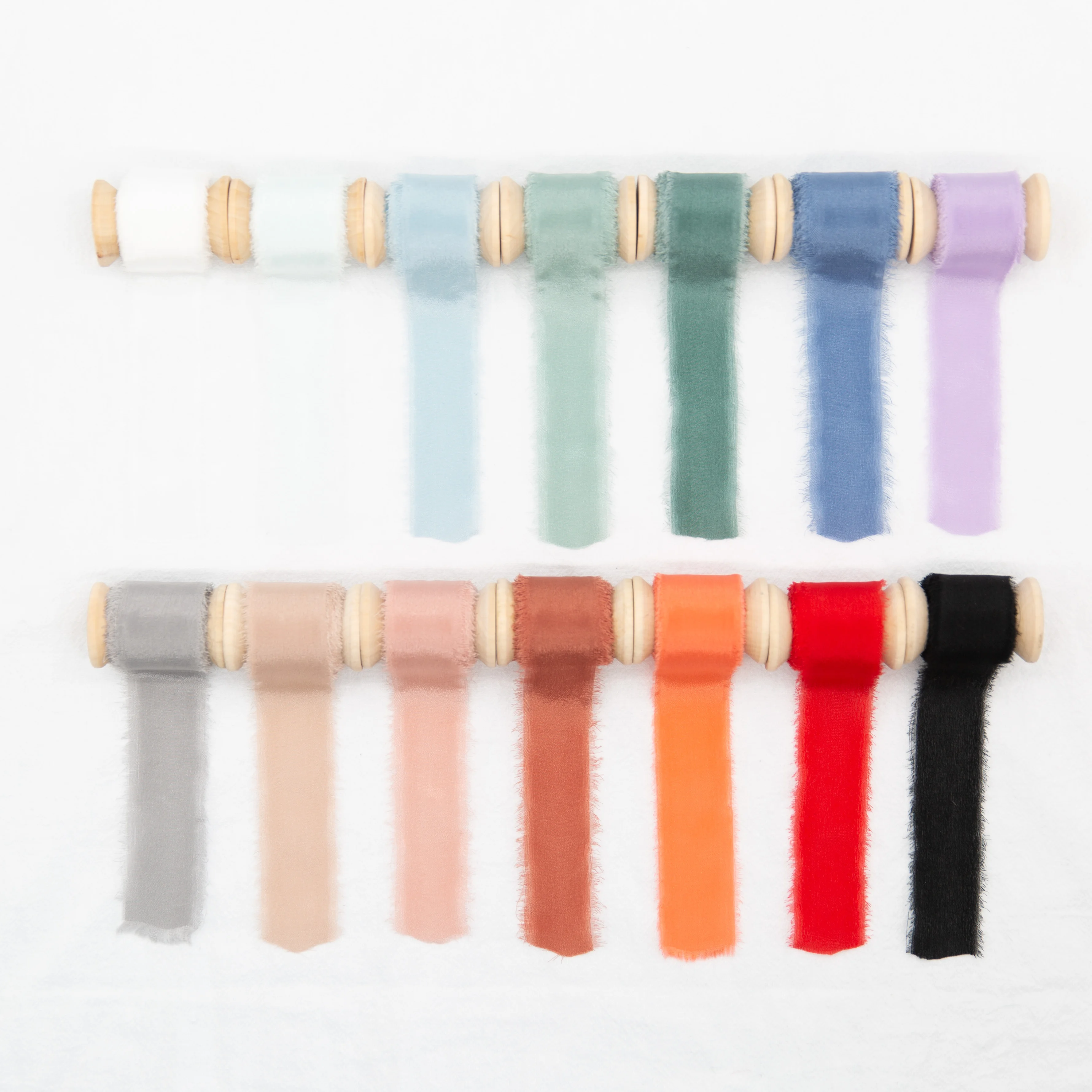 Лента из чистого шелка с вышивкой в виде катушки дерева ленты краями для