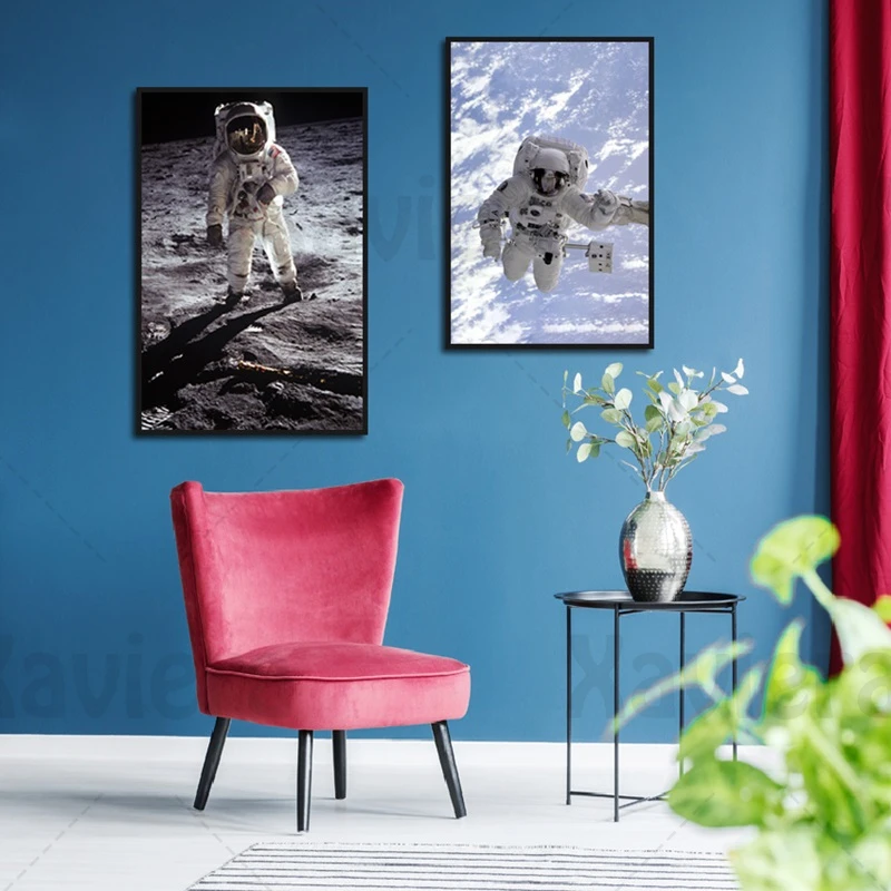

Creative Universe Astronaut Earth Picture Bedroom Living Room Wall Art Canvas Poster Home Decor Painting Nordic Poster and Print