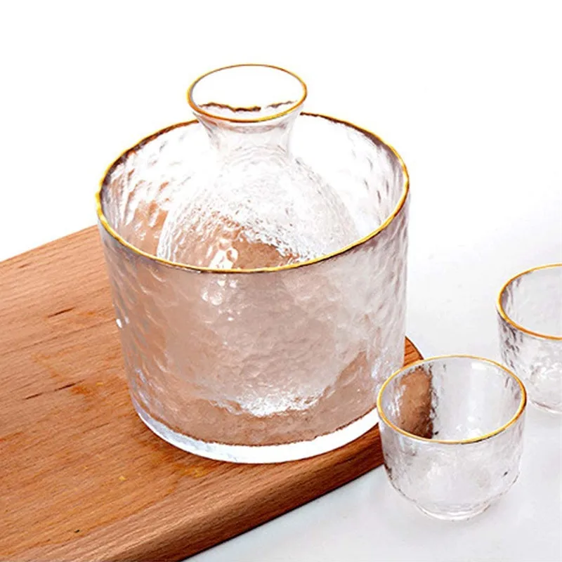 

6 Pieces Sake Pot Set Japanese Cold Sake Glasses Clear Unique Trendy Floating Design 1 Sake Carafe Bottle 1 Tank and 4 Saki Cups
