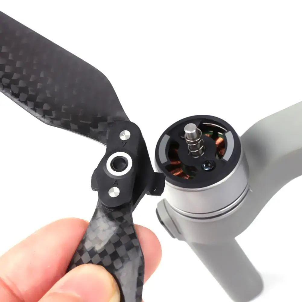 

Propeller 7238F Carbon Fiber Propeller for Mavic Air 2 Propeller Quick-Release Drone Blade Prop Accessories Low-Noise Propelle