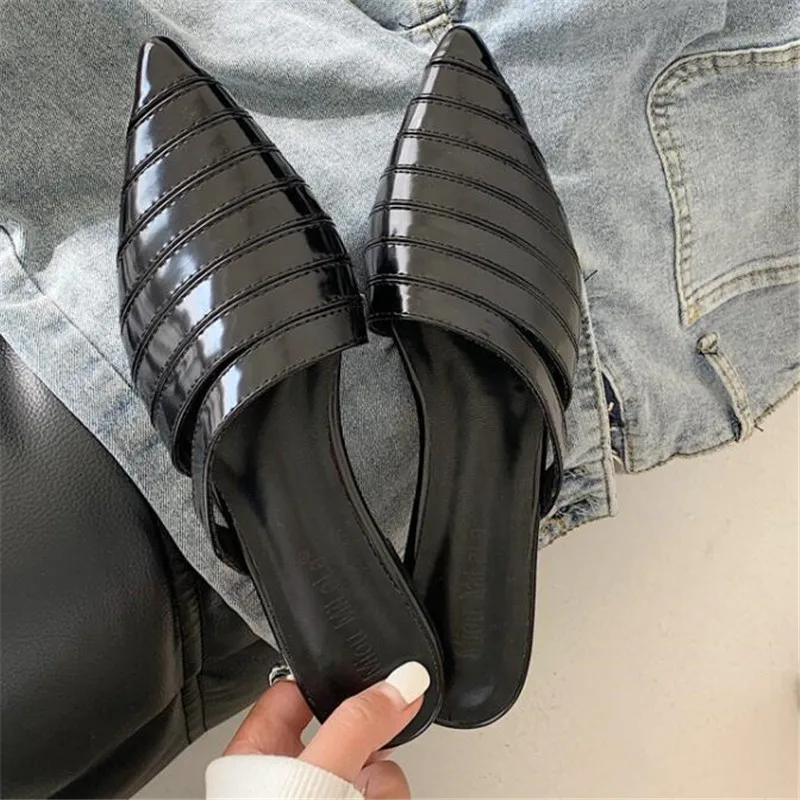 

Wholesale Ladies Flat Lazy Slipper Pointed Black Slides Women's Slip On Mules Shoes Female Flip Flops Pumps Footwear Sandals Hot