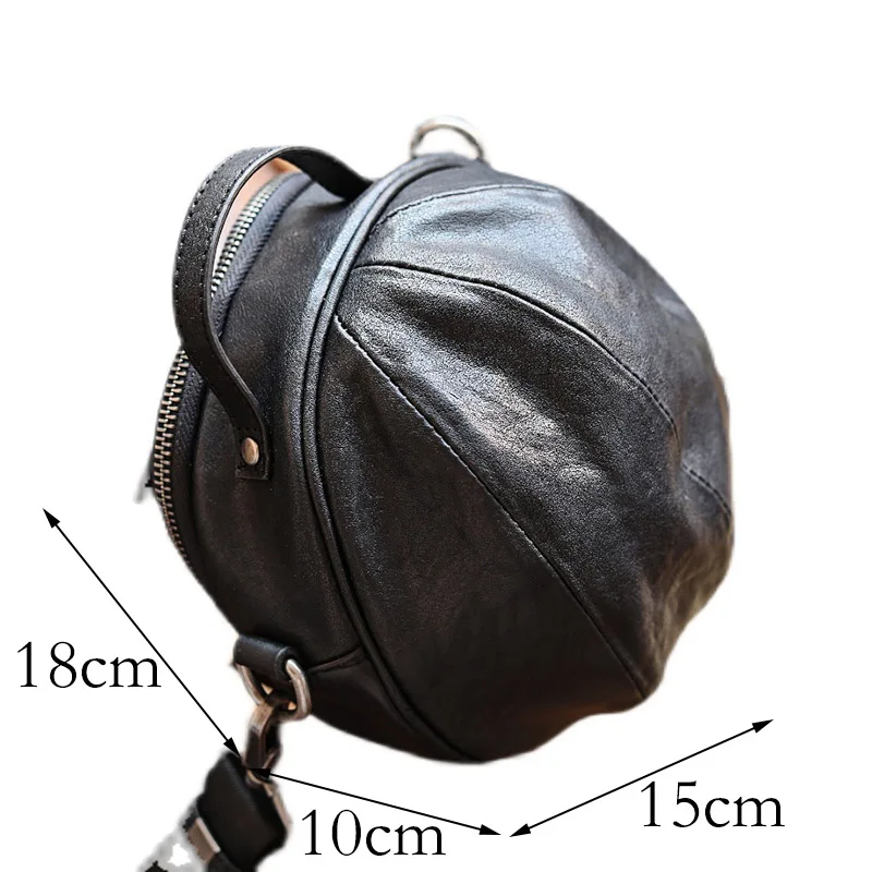 

AETOO Personalized leather semi-circle spherical bag, vegetable tanned leather shoulder bag, men's casual messenger bag