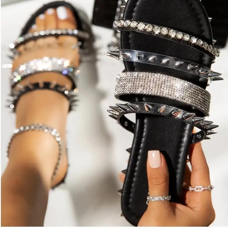 

Casual Black Rivet Sandals Women Slippers Line Style Ladies Crystal Bling Flats Summer Shoes Wild Female Flip Flops Beach Slides