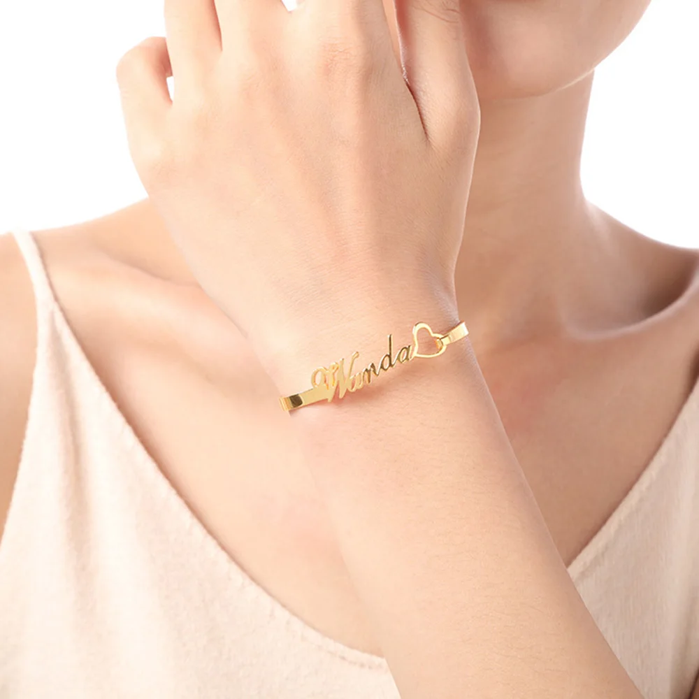 Индивидуальное название браслет Tangula персонализированный золотого цвета из