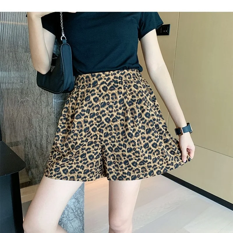 

Suede Leopard Print Shorts Women's Tide 2021 Autumn and Winter New Style Korean High-waist Elastic Wide-leg Pants Ins Pants