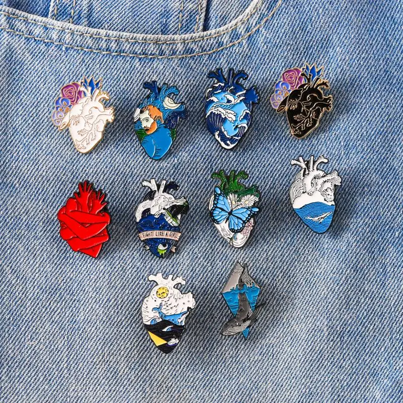 

New Cartoon Horror Butterfly Heart Marine Animal Heart Enamel Brooch Whale Heart Pattern Clothes Lapel Brooch Badge Jewelry