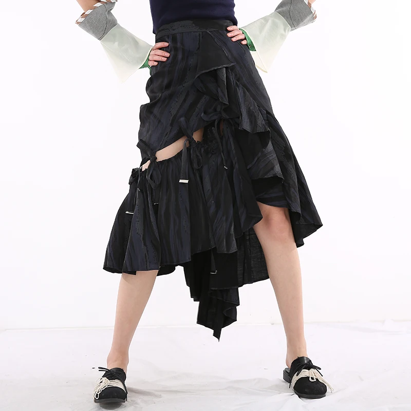 

[EAM] High Waist Black Irregular Ruffles Bandage Bow Hollow Out Half-body Skirt Women Fashion New Spring Autumn 2021 1W98001