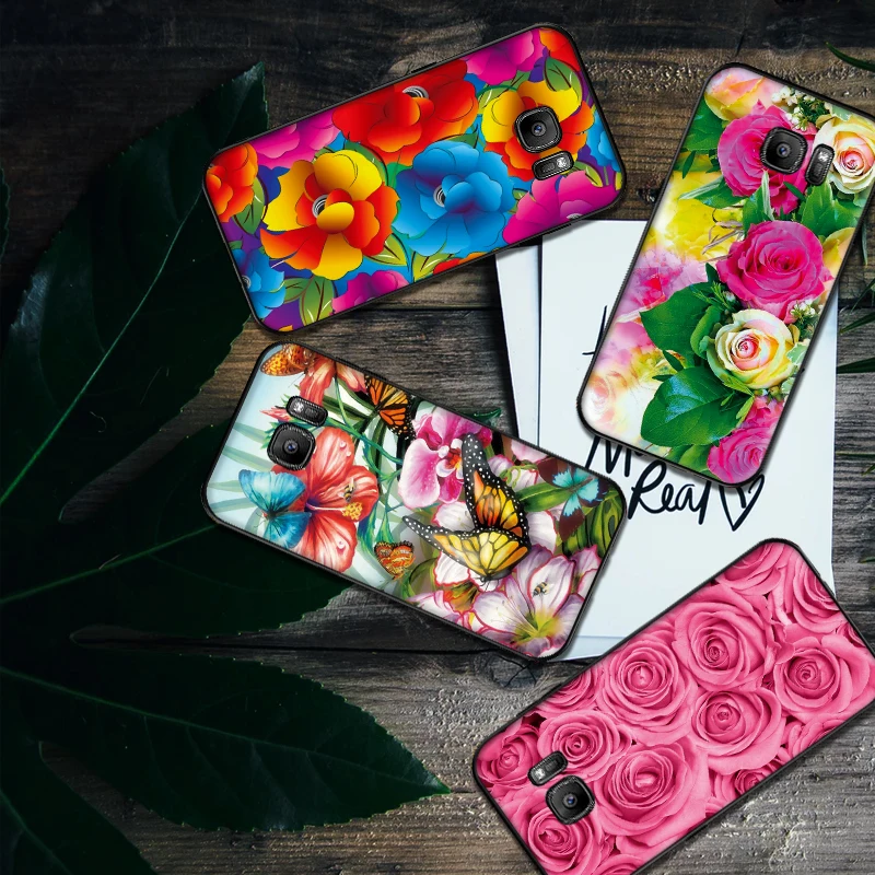 Мягкий силиконовый чехол для телефона с красной бабочкой на белых розах и