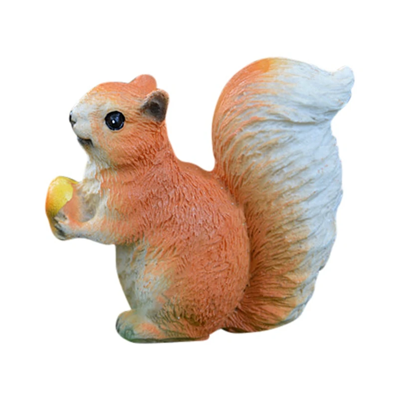 

Fashion animal pattern toy Little Squirrel Resin Crafts Micro Landscape Bonsai Small Sculpture Holding Chestnut Mini Squirrel