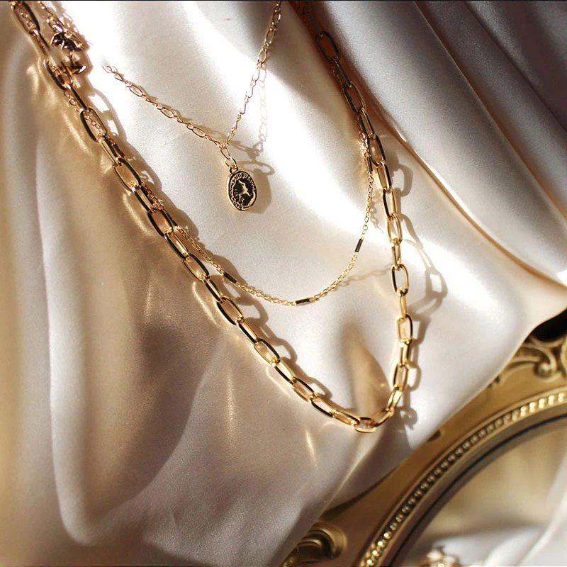 Ожерелье женское многослойное с подвеской змеей простой Гладкий чокер в стиле