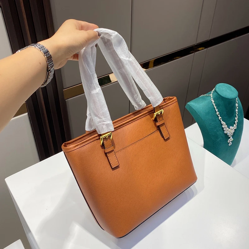 

New Fashion Classic Cross Pattern Ladies One-shoulder Portable Women's Bags