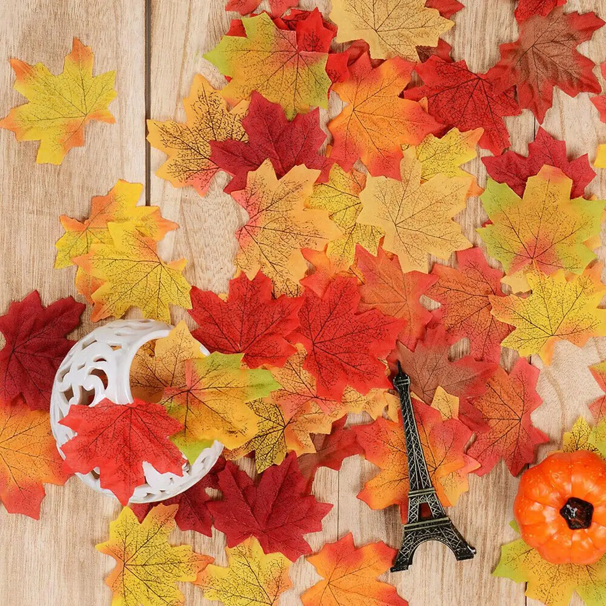 

100/200Pcs Pack Maple Leaves Simulation Autumn Maple Leaf Petals Fake Silk Leaves Craft Wedding Party Table Decoration 2021 Hot