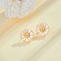 korean version of the new s925 needle small daisy earrings trendy simple and small new flower earrings female earrings wholesale