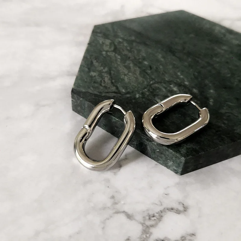 

Vintage Punk U Shape Geometric Earrings Gold Elegant Sliver Color Metal Earrings For Women Girls Jewelry Hip Hop Couple Gifts