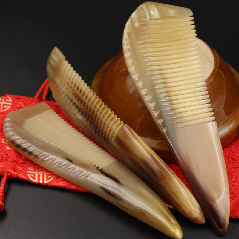 Антистатическая расческа для волос натуральная Массажная из бычьего рога |