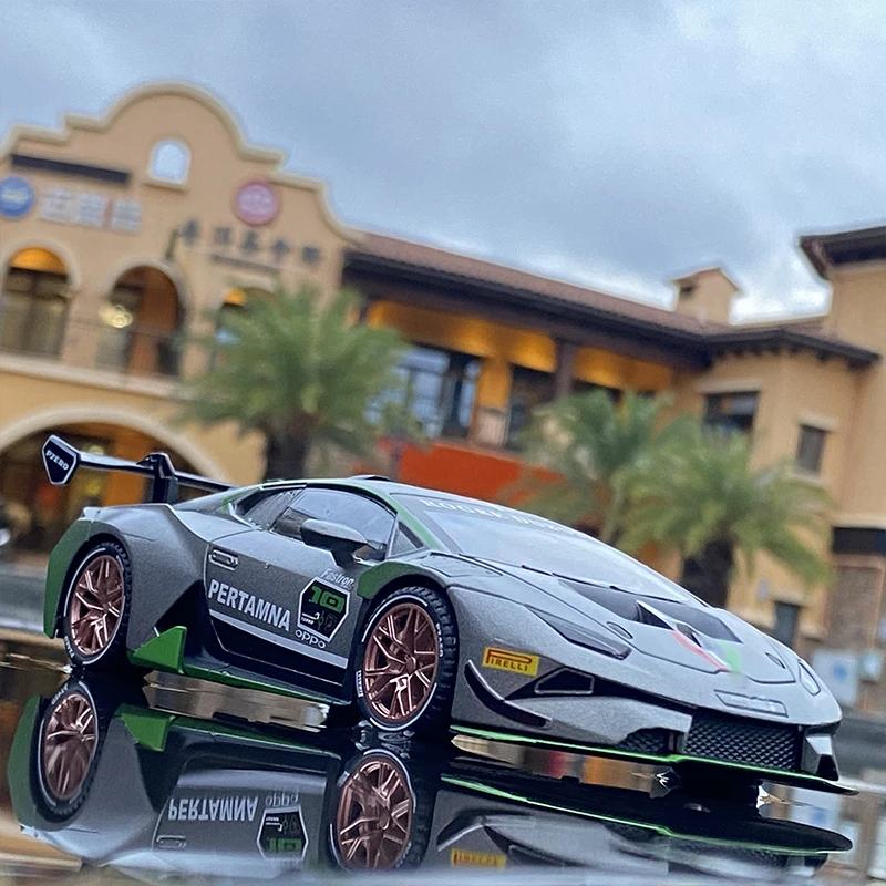 

1:32 HURACAN ST EVO Alloy Sports Car Model Diecast & Toy Vehicle Metal Toy Car Model Simulation Sound Light Collection Kids Gift
