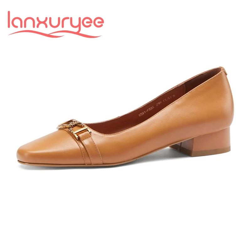 

Lanxuryee limited customization genuine leather round toe med heel metal decoration brand shoes young lady basic women pumps L57