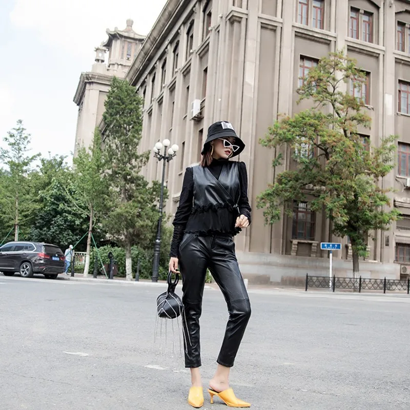 

High Street Ruffles Patchowork Real Leather Womens Short Vests Fashion Lace Up V-Neck Sheepskin Sleeveless Waistcoats Plus Size