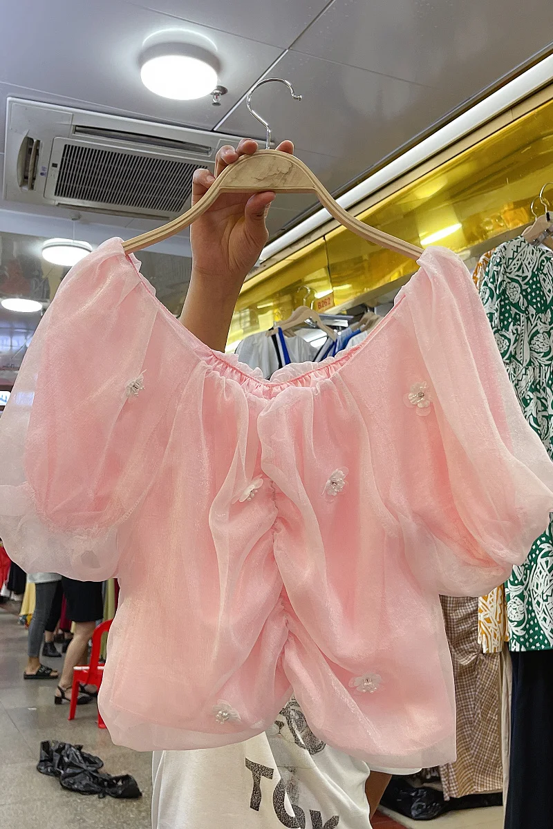 

2021 Summer New off-Shoulder Puff Sleeve Short Top Women's Three-Dimensional Little Flower Mesh Splicing Pullover Shirt Ladies