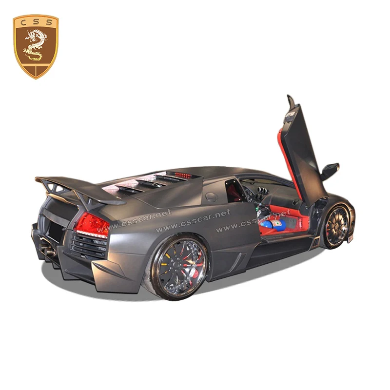 Комплект для корпуса из углеродного волокна Lamborghini LP640 комплект