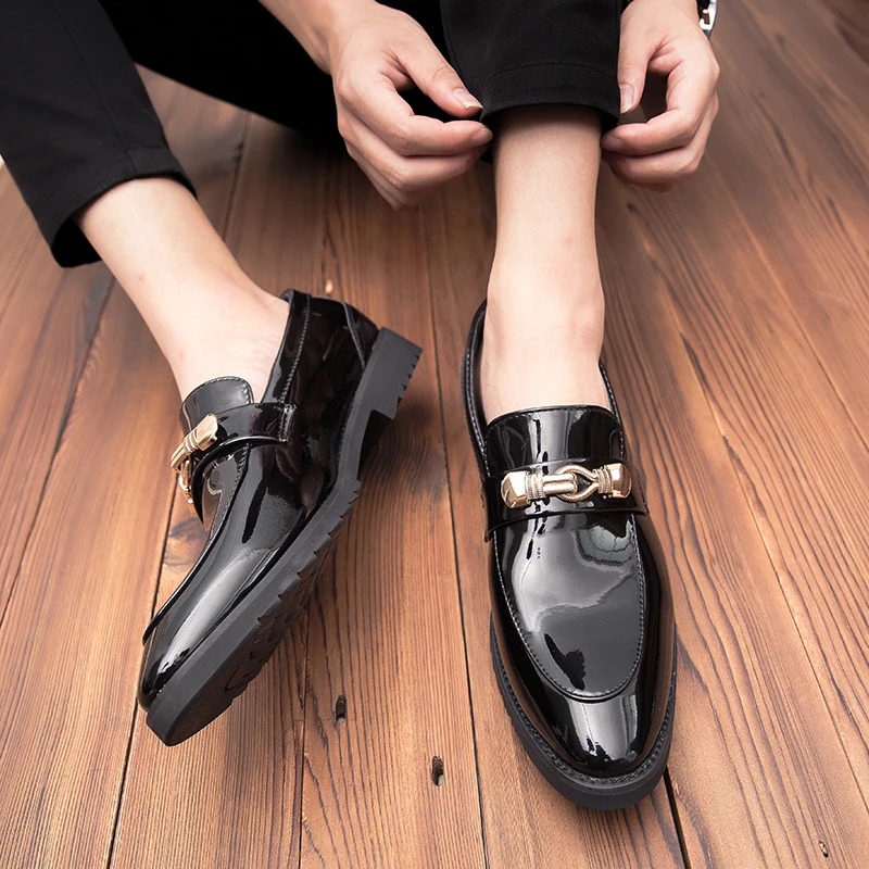 

2019 Pointed men's dress shoes leather luxury wedding shoes Oxford men's flat shoes office wedding banquet formal shoes designer