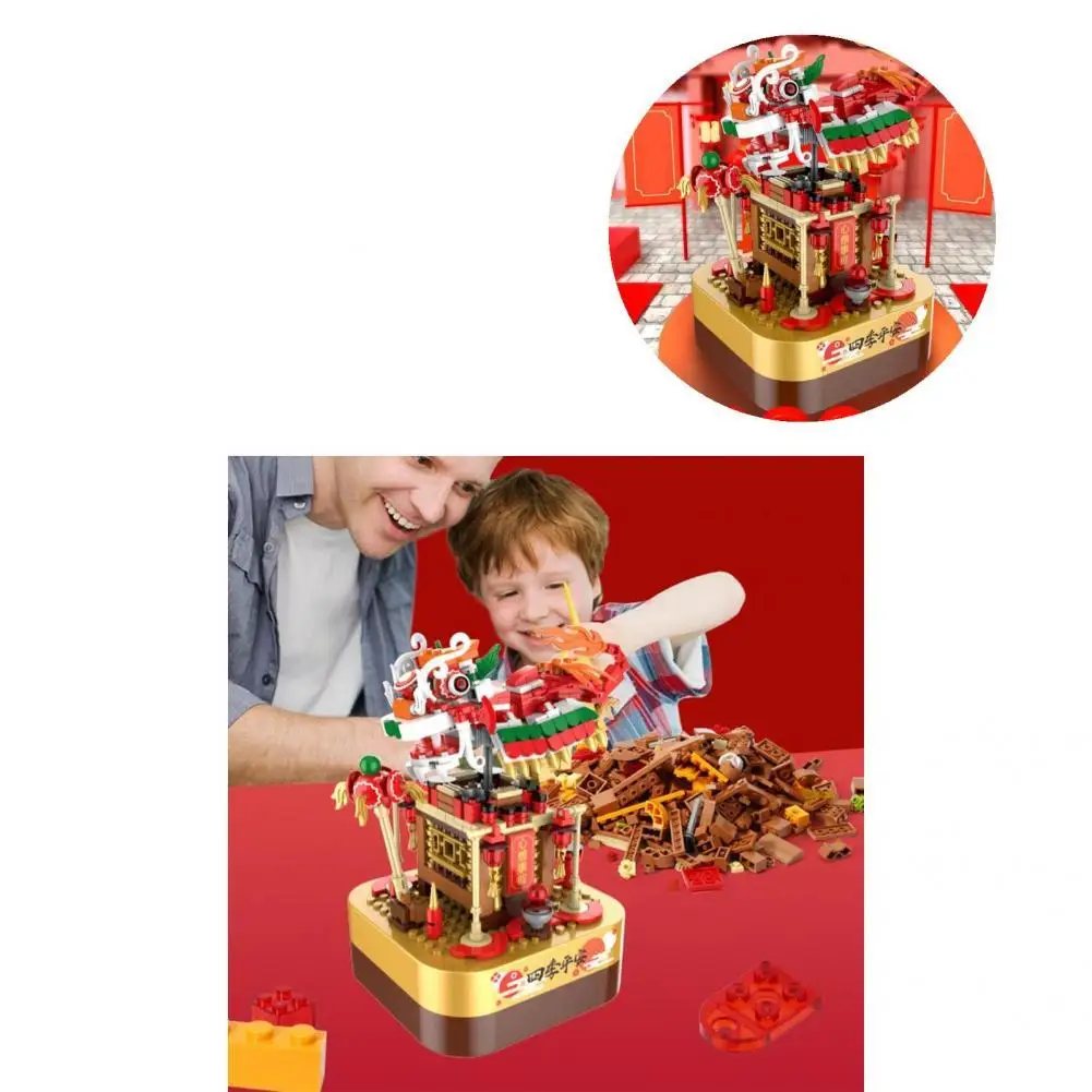 

Decorative 1 Set Useful Rotating Christmas Lion Music Box Toy Vintage Style Plastic Music Box Adorable for Living Room