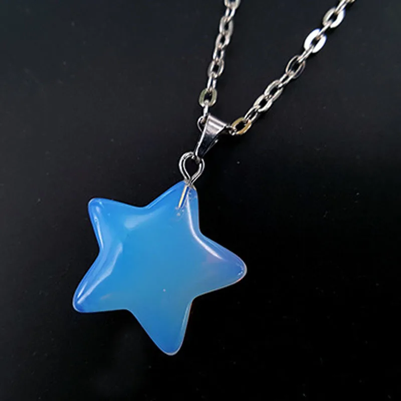 Женский кулон из сплава с опалом в виде пентаграммы натуральным кристаллом