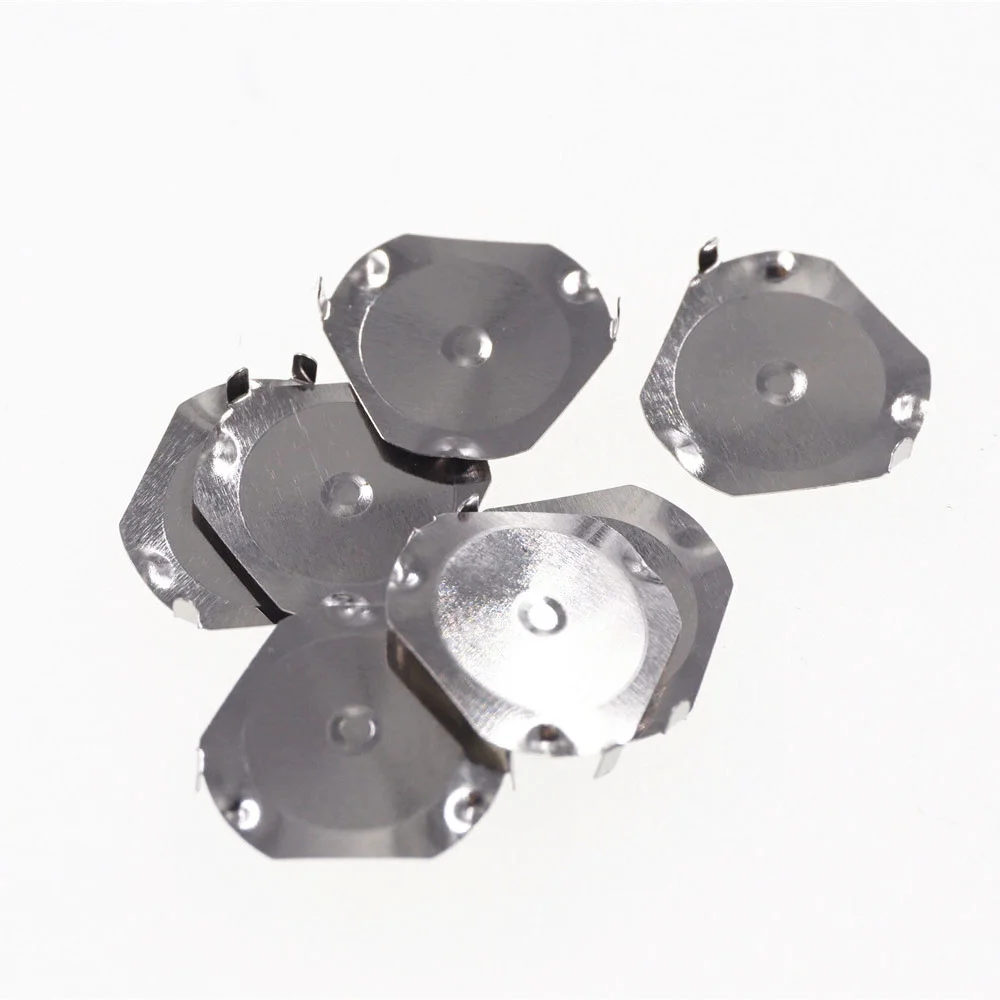 Треугольные металлические купола диаметром 9 0 мм 2 ножки 280 г Высота 1 5 20 шт. |