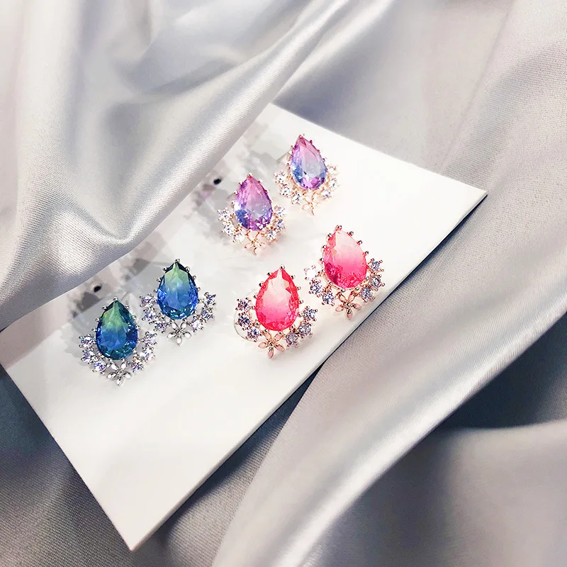 Женские серьги с цветными капельками классические подвески кристаллами модные