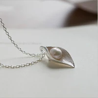fashion white torus pearl ginkgo leaf dewdrop elegant necklace for women ladies charm accessories wedding nignt party sn133