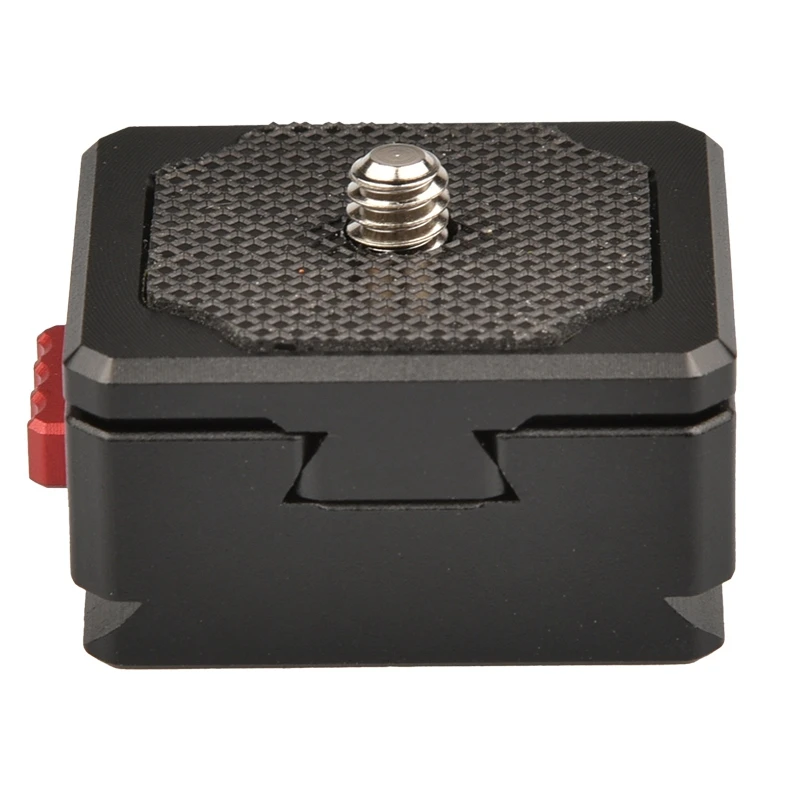 

Quick Release Self-Locking System with Baseplate Features Arca-Type Dovetail Mount