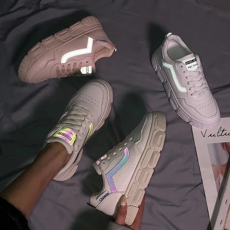 Женские кроссовки из ПУ кожи Вулканизированная подошва плоская толстая