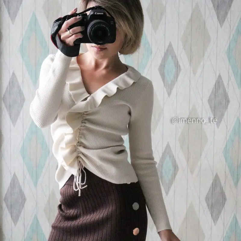 Женский пуловер с оборками GIGOGOU мягкий офисный v-образным вырезом трикотажный