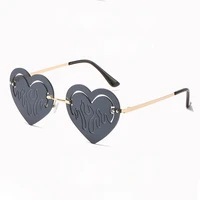 2021 new vintage rimless heart sunglasses women men steampunk love shape hollow sun glasses frameless party shades uv400 oculos