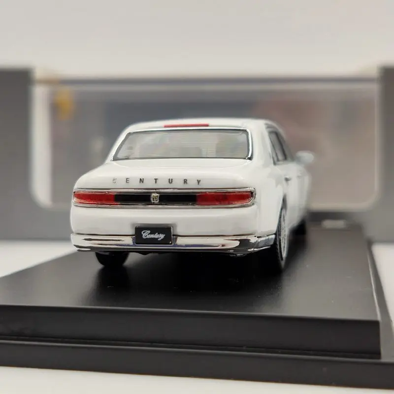 Литая модель белого цвета для автомобилей T ~ ota Century 1:64 лимитированная серия |