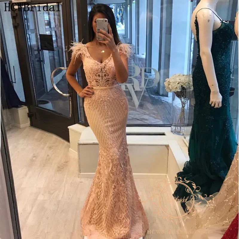 Женское длинное вечернее платье с юбкой годе пыльное розовое кружевное V