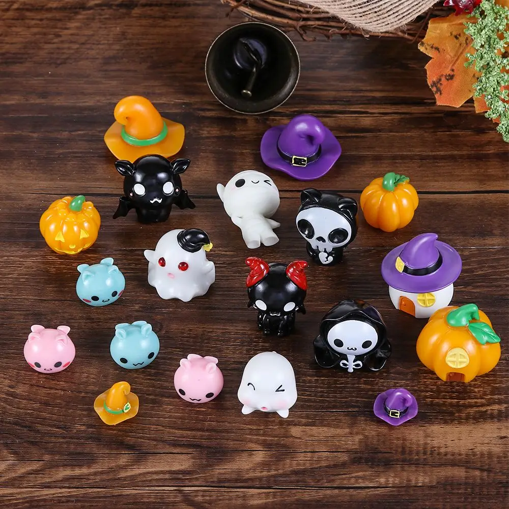 

1Pcs Halloween Ornaments Resin Craft Miniature Figurines Fairy Garden Ornaments Cute Pumpkin Ghost Vampire Micro Decoration