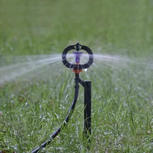 Насадки для разбрызгивателя для полива сада, поворотные разбрызгиватели 4 шт с держателем насадки для газона