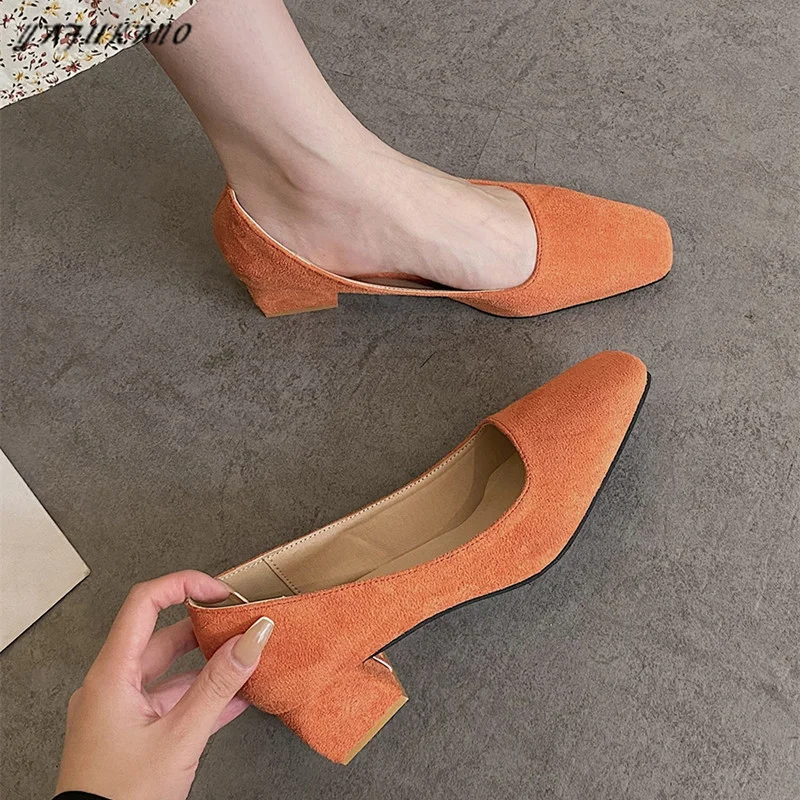 

Туфли женские на толстом каблуке, однотонные, квадратный носок, квадратный каблук средней высоты, удобные лодочки из флока, универсальные, в...