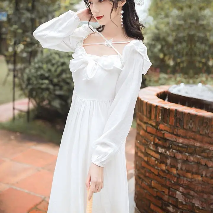 

White one-shoulder dress gentle wind first love sweet and chic design French super fairy skirt 2021 new