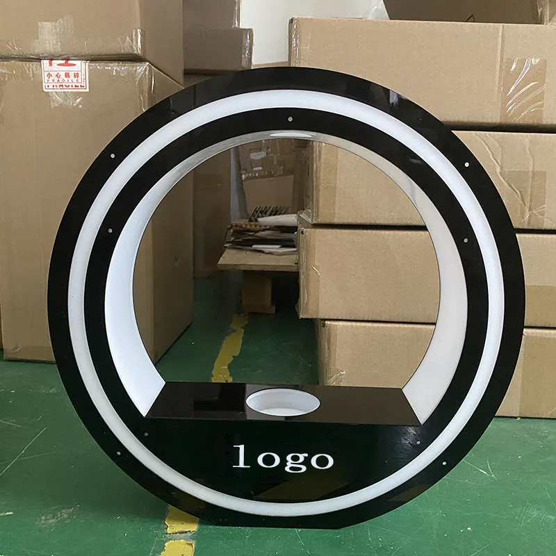 Акриловый дисплей подгонянный бар для воды светодиодный стенд бутылки