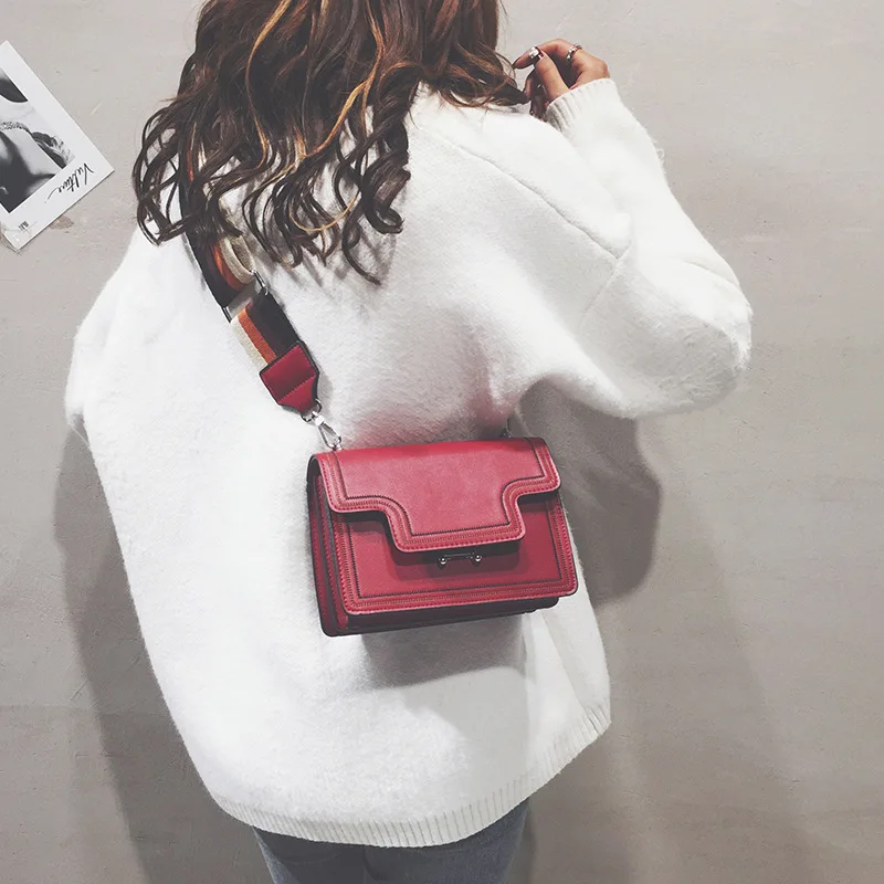 Маленькая квадратная сумка в стиле ретро широкий плечевой ремень