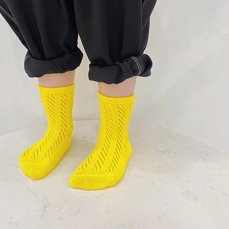 

Комплект из 4 предметов на возраст от 0 до 8 Детские носки летние 90% хлопок Детские носки в сеточку для девочек; Красивый комплект одежды леден...